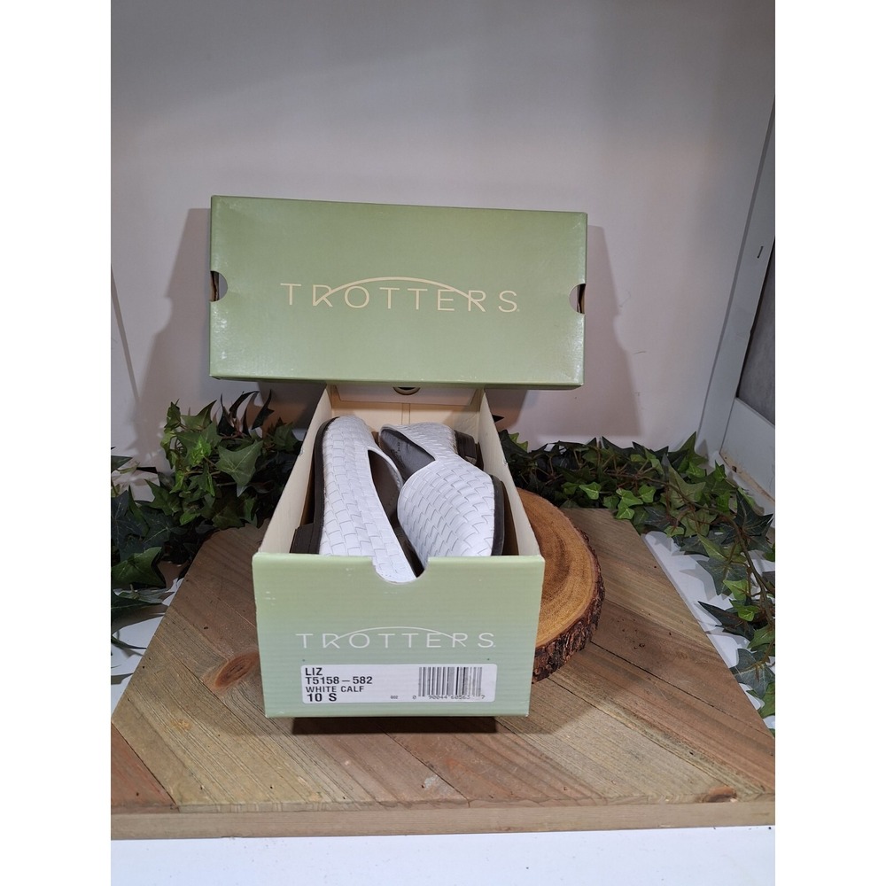 Women's White New Never worn woven Trotters pumps Size 10 S - Picture 2 of 16